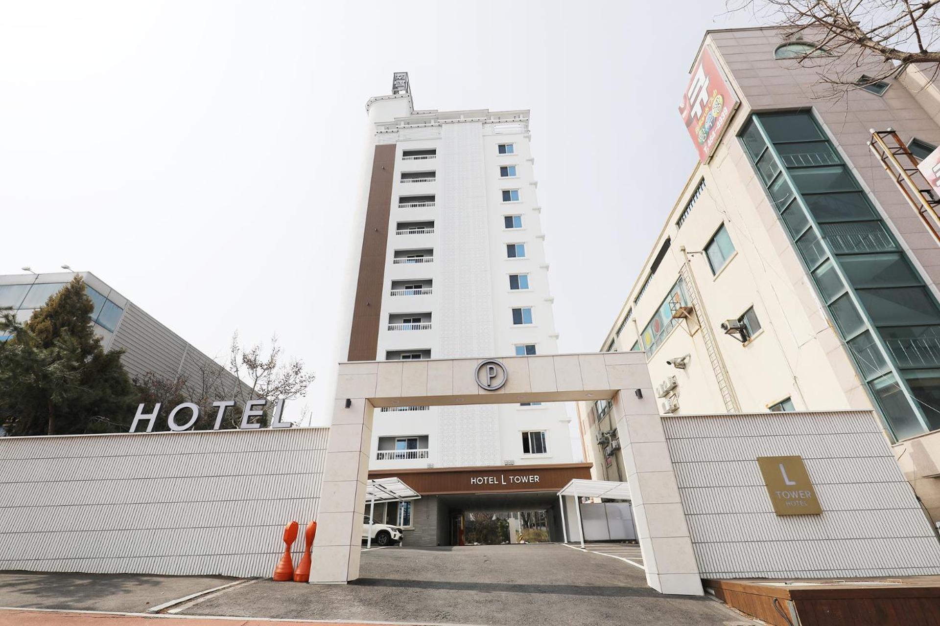 El Tower Hotel Gunsan Exterior photo